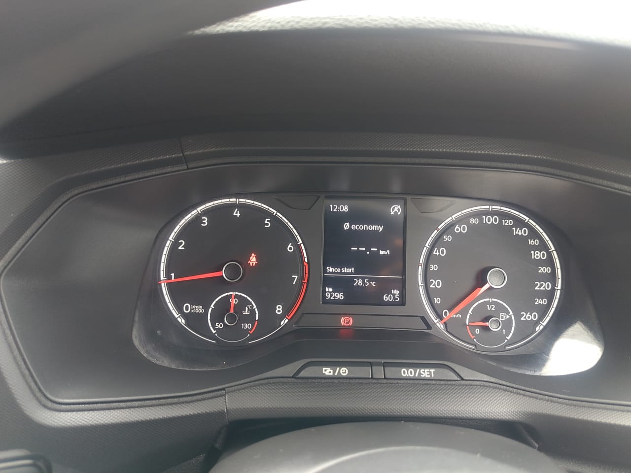 Volkswagen Taigun Comfortline 1.0 Tsi Mt Facelift